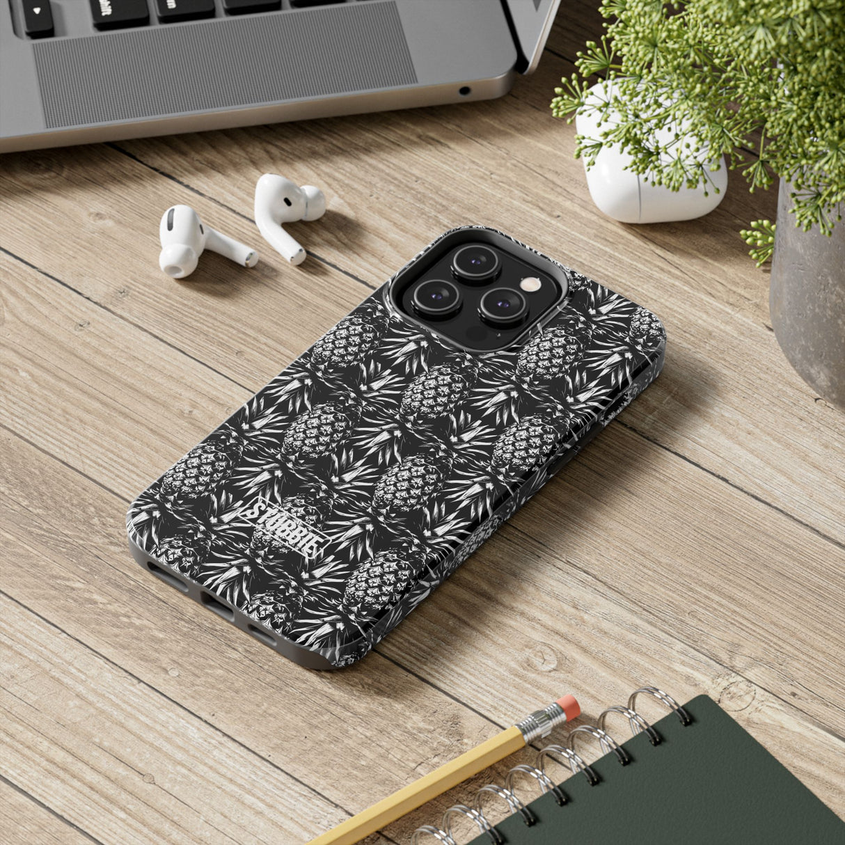 STUBBIE Phone Case for Apple iPhone - Black And White Pineapple Phone Case